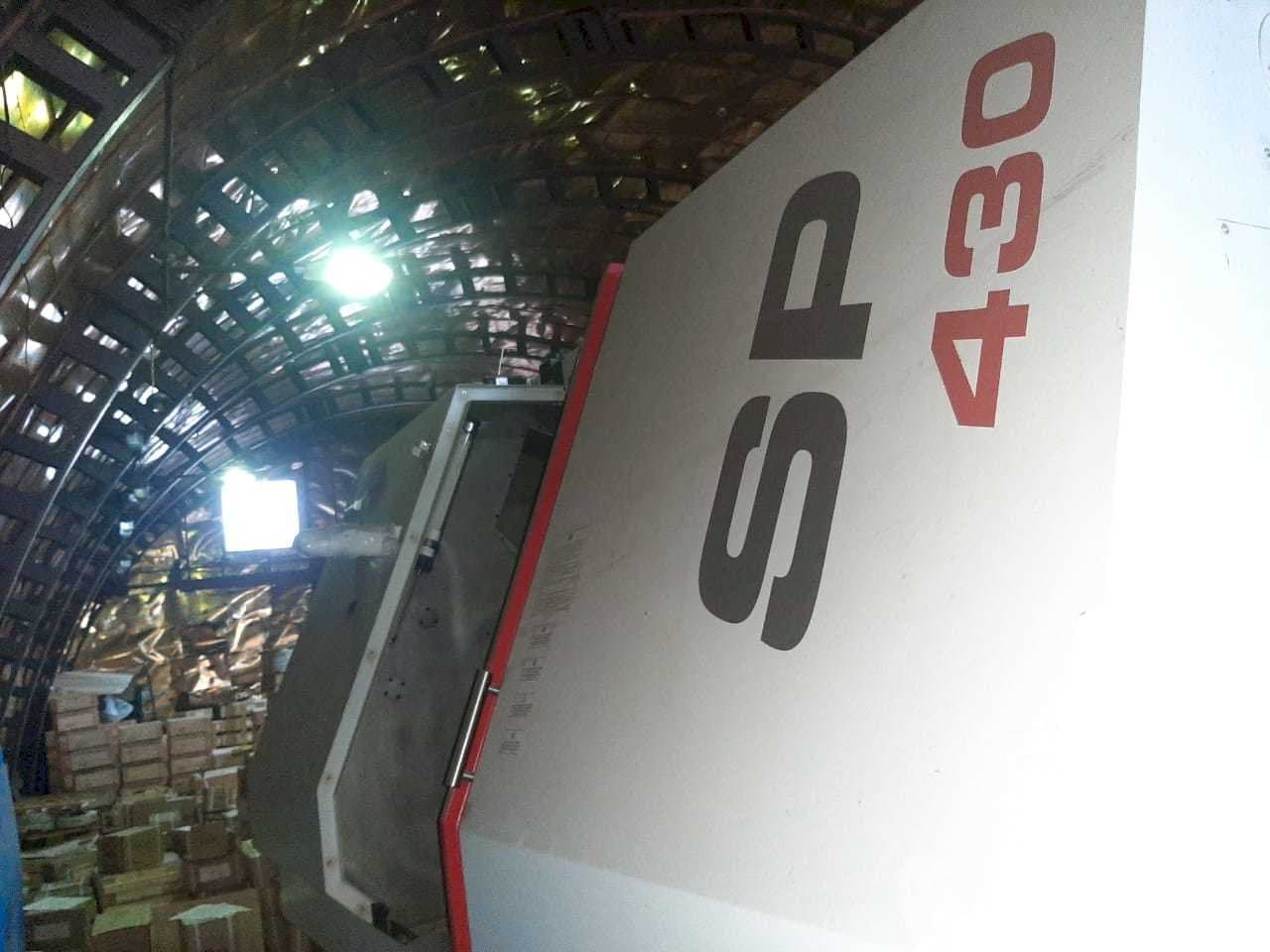 Vista frontale della macchina KOVOSVIT MAS SP 430 Y/L2