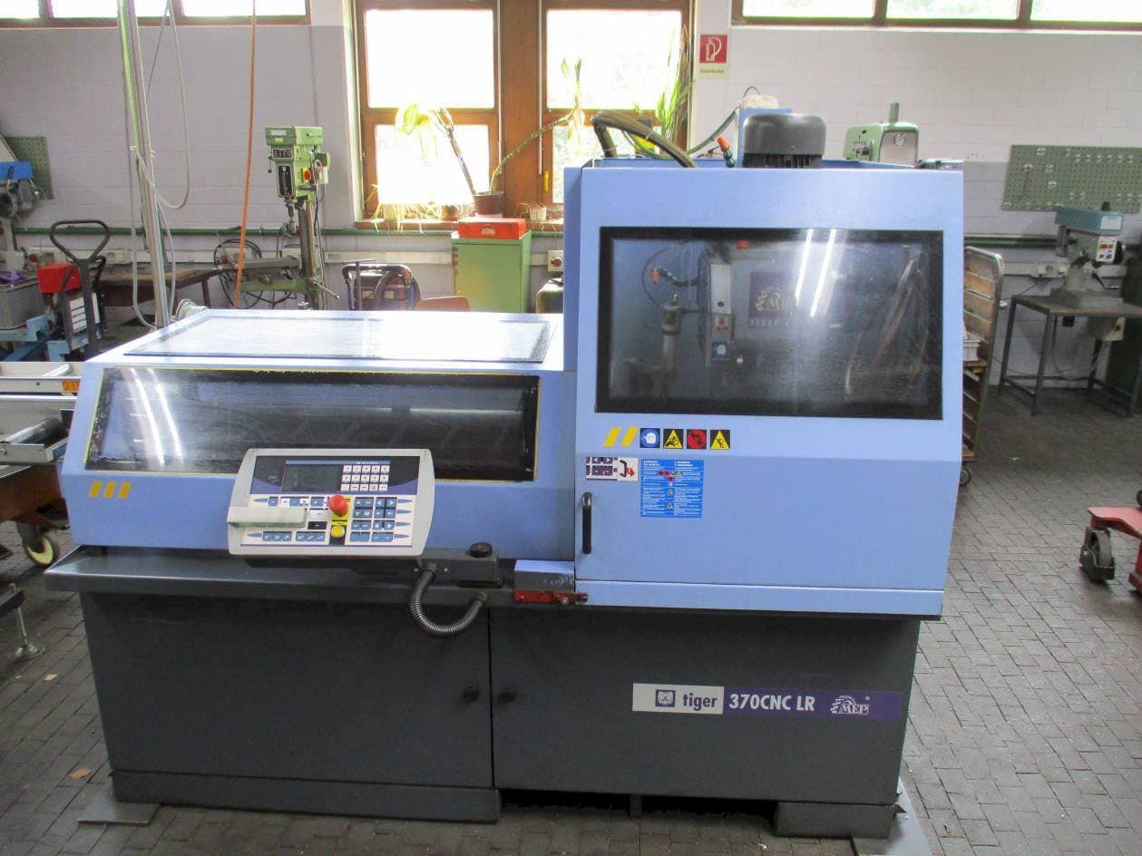 Vista frontale della macchina MEP TIGER 370 CNC - LR