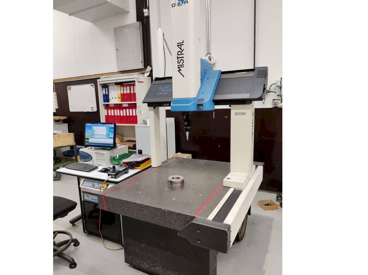 Vista frontale della macchina DEA 70705