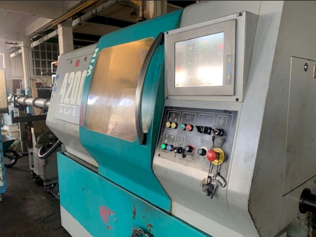 Vista frontale della macchina Mupem Win 4200