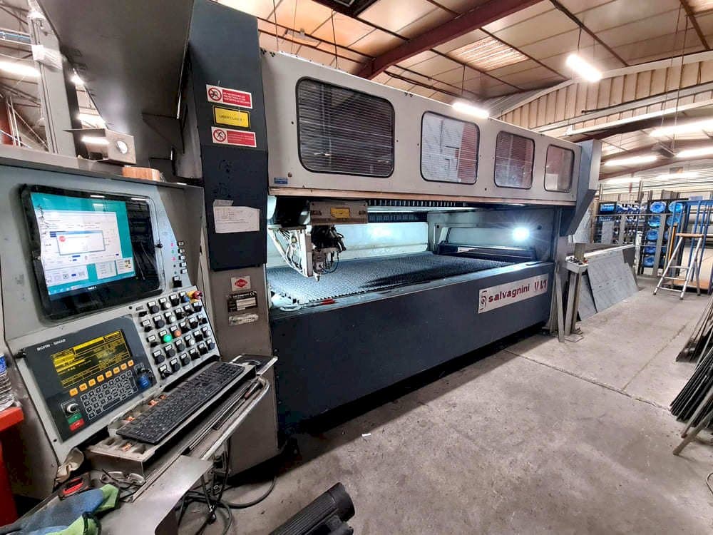 Vista frontale della macchina Salvagnini VL1