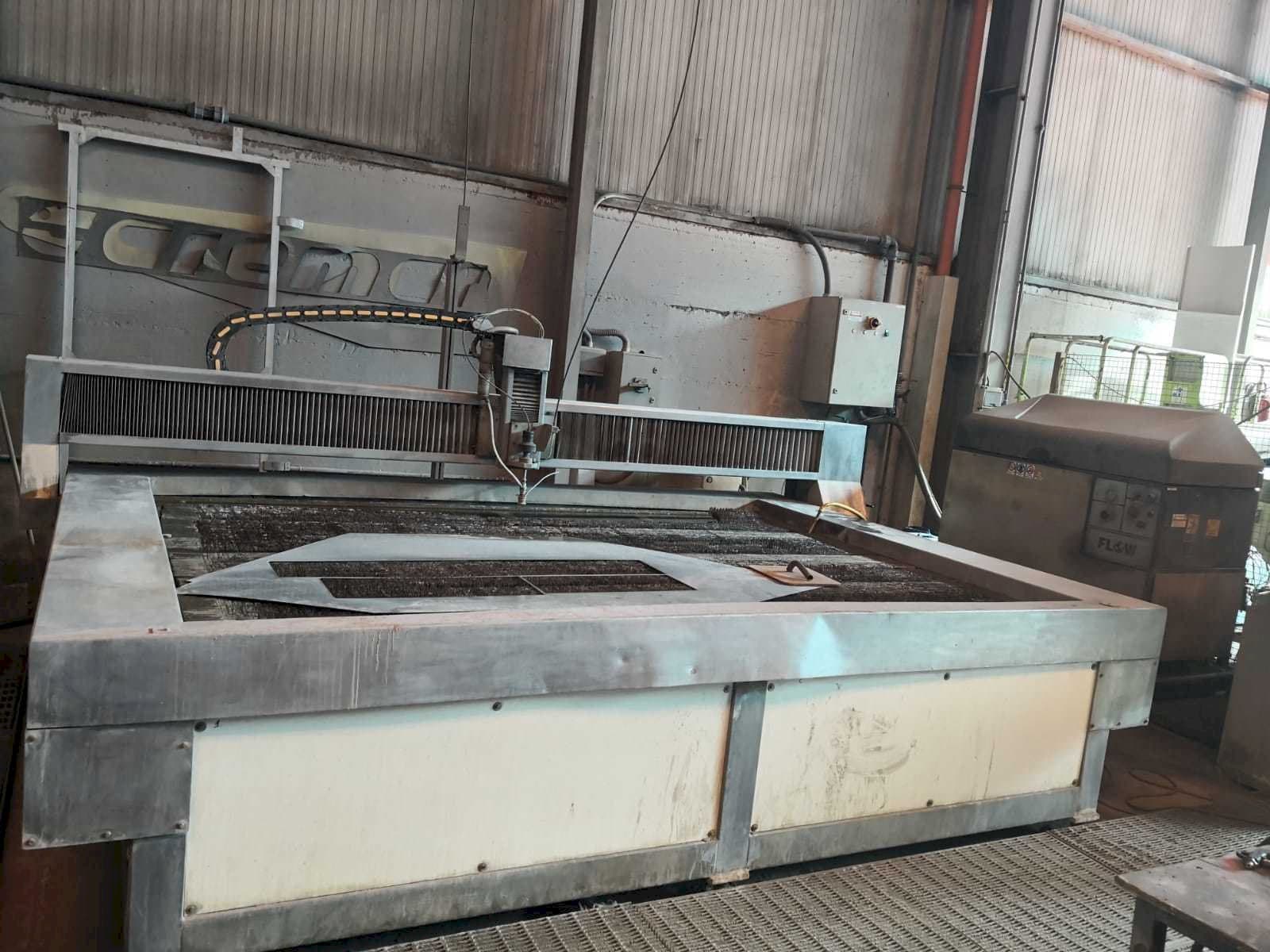 Vista frontale della macchina Flow 7xs 55