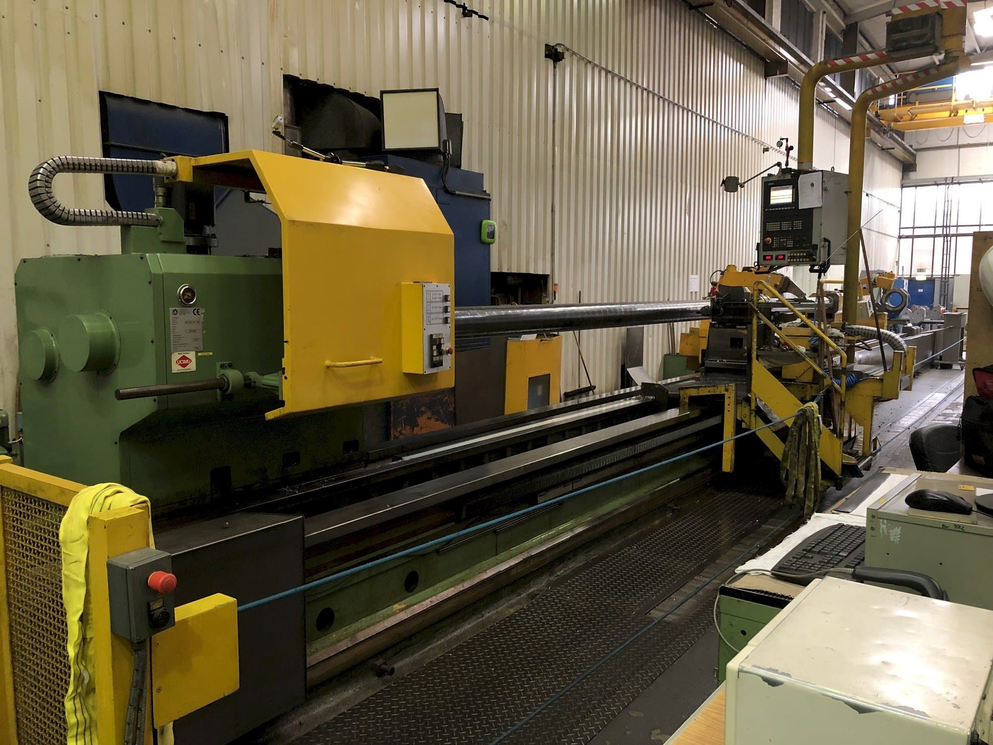 Vista frontale della macchina Tacchi Giacomo HD3 SERIE 105 L CNC