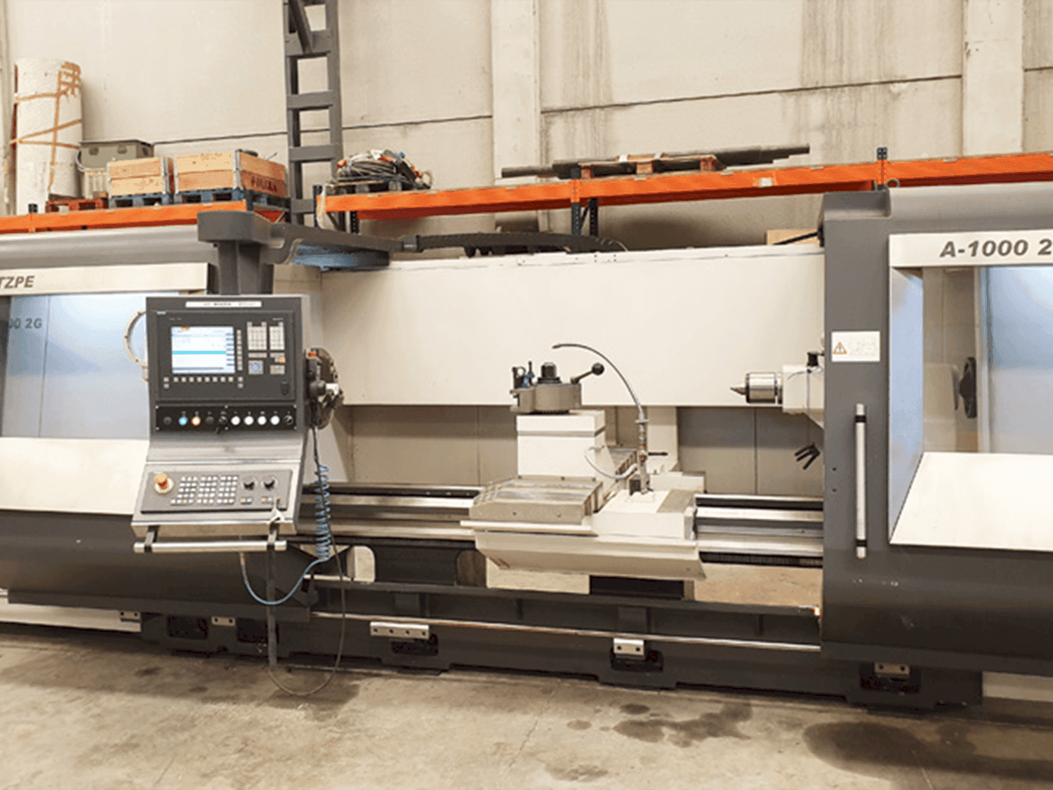 Vista frontale della macchina Gurutzpe A-1000 2G