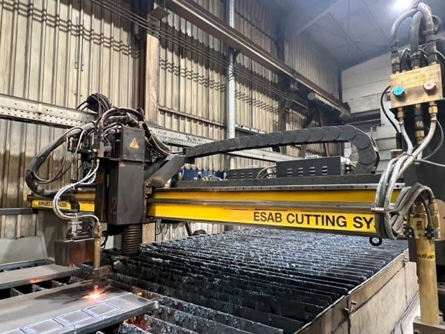 Vista frontale della macchina ESAB SXE-P14500 SUPRAREX