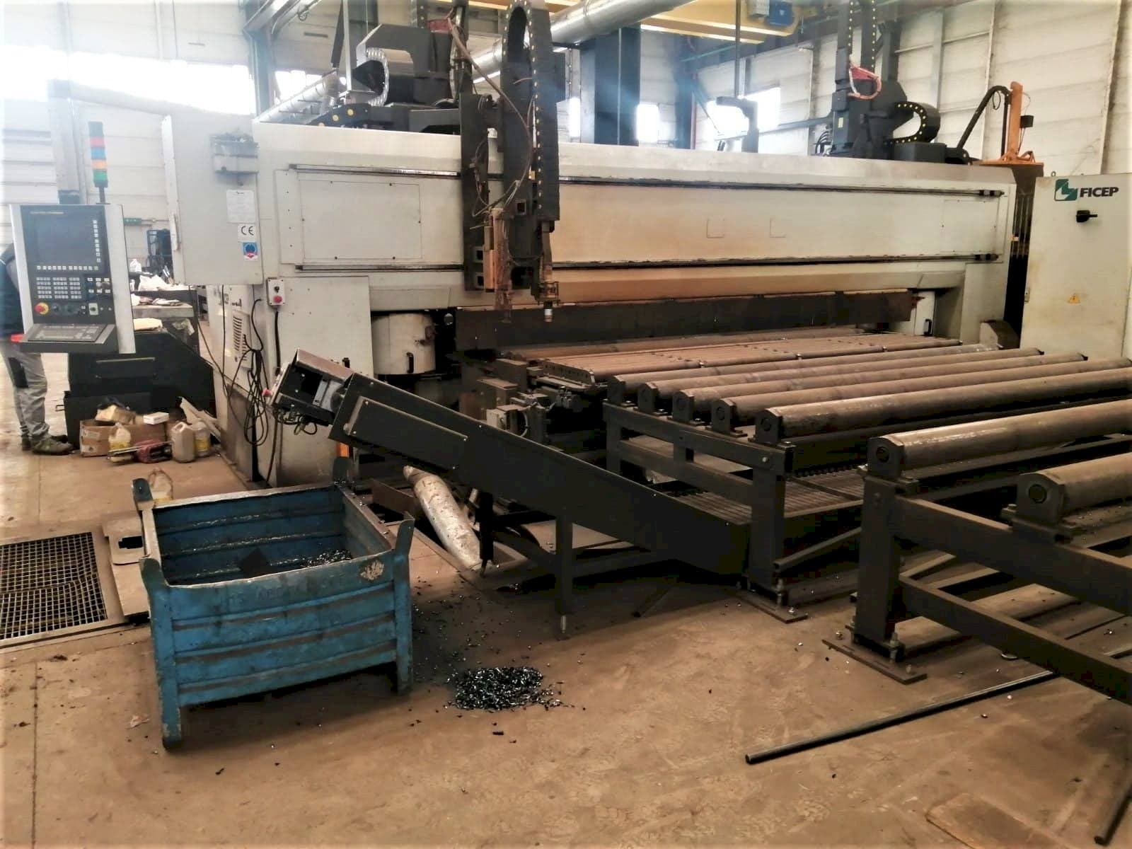 Vista frontale della macchina FICEP GEMINI G31 LD