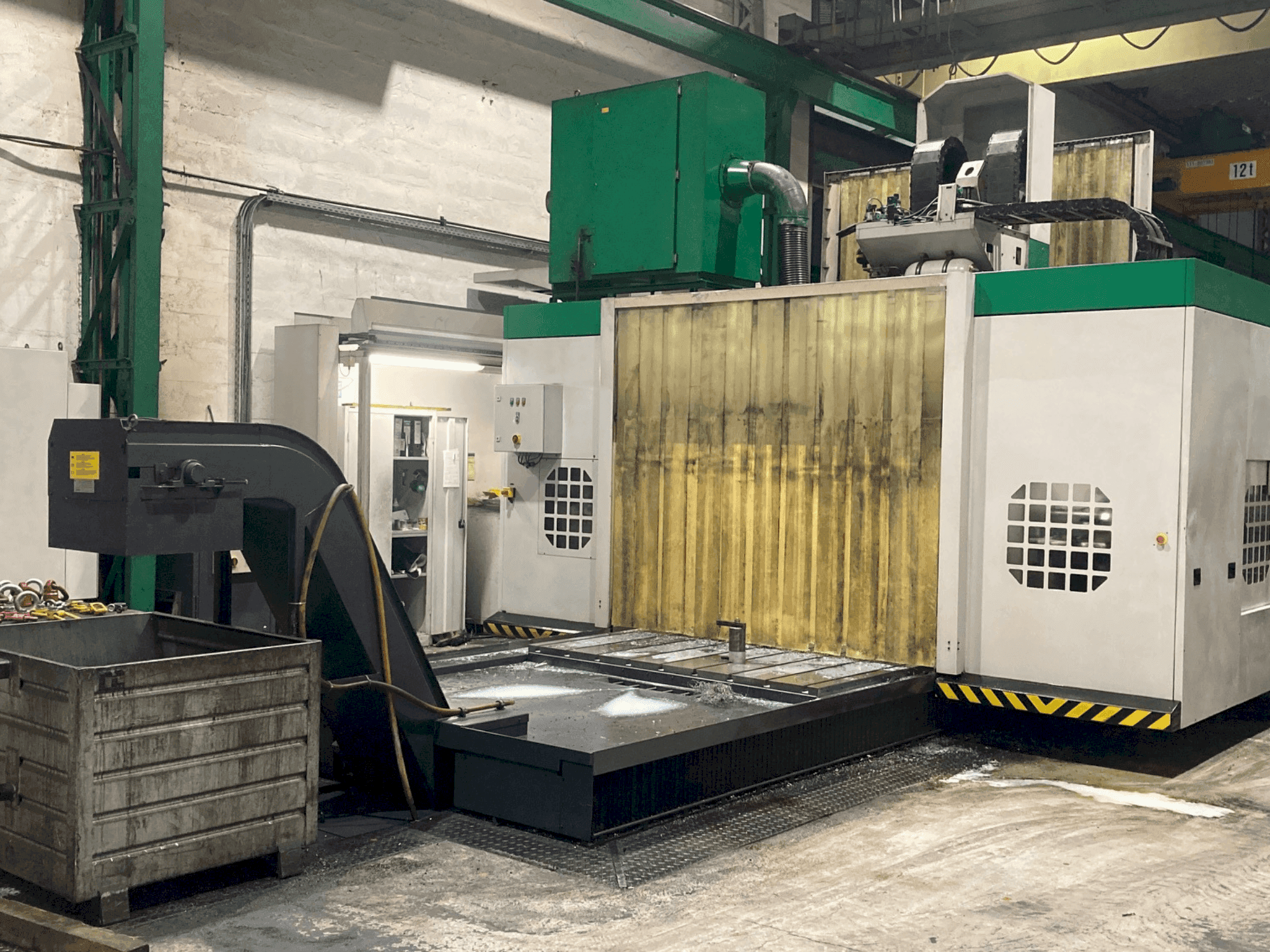 Vista frontale della macchina Unisign UNIPORT 6000