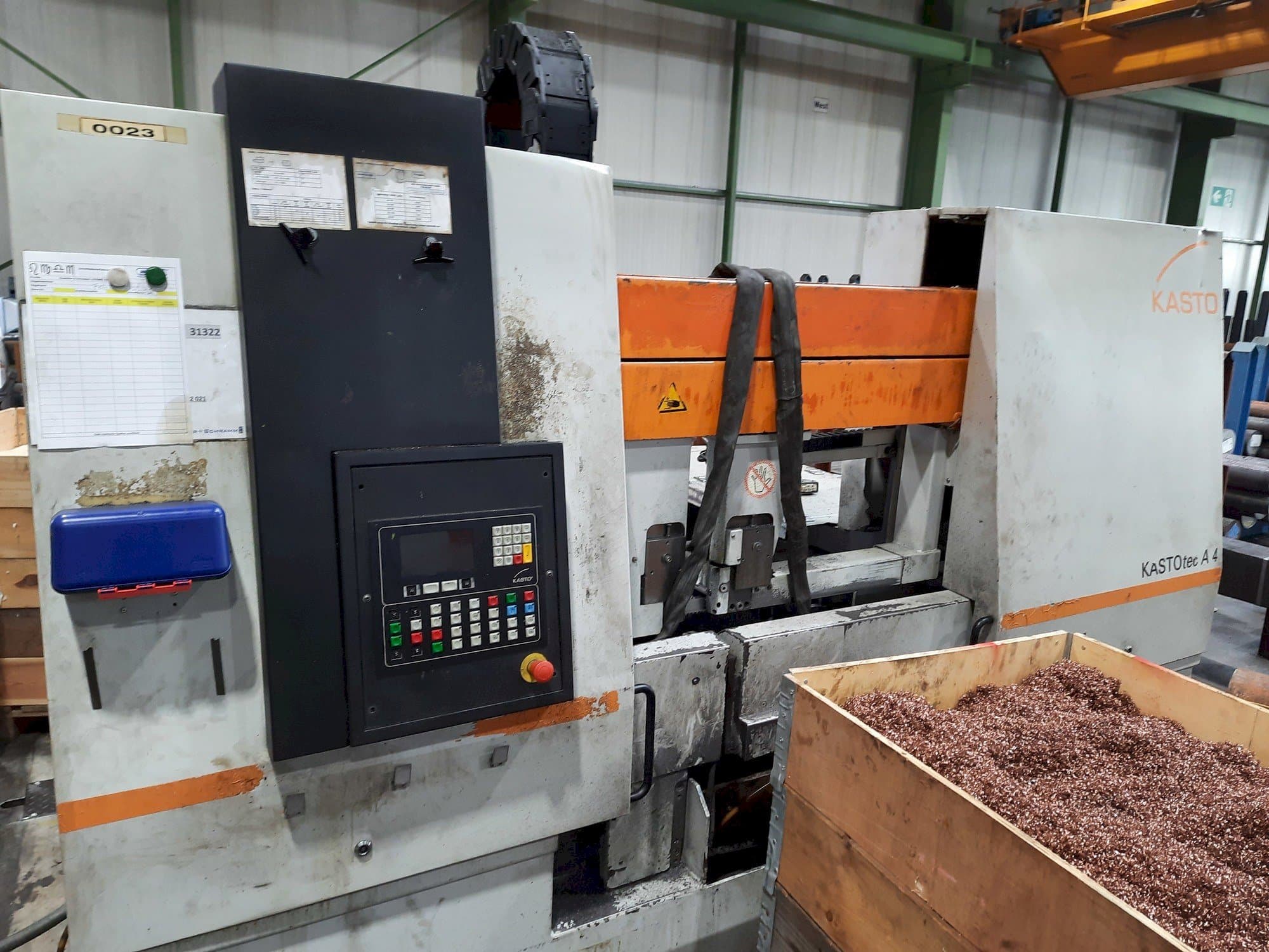 Vista frontale della macchina KASTO tec A 4