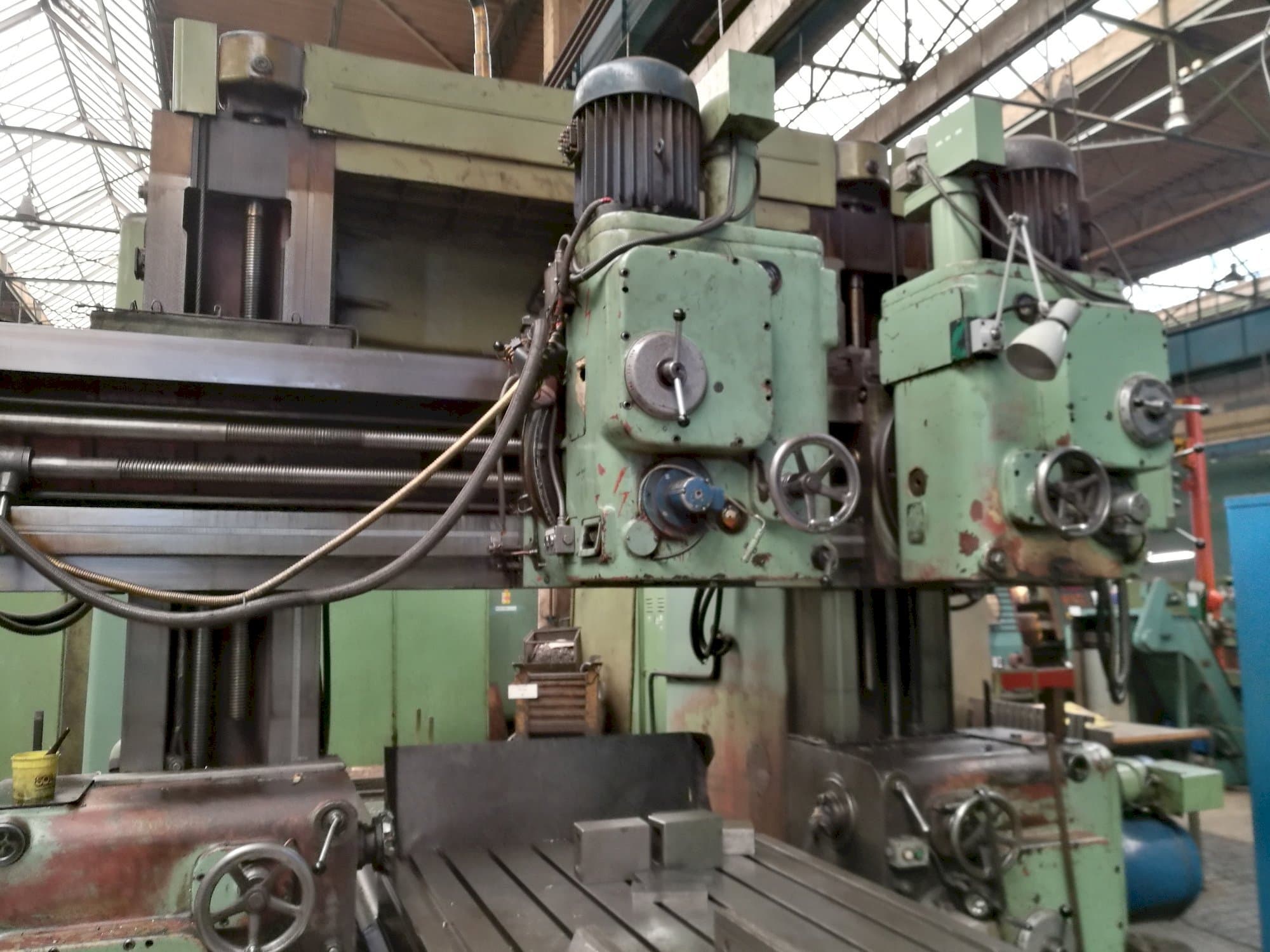 Vista laterale sinistra della macchina ZPS FP 16