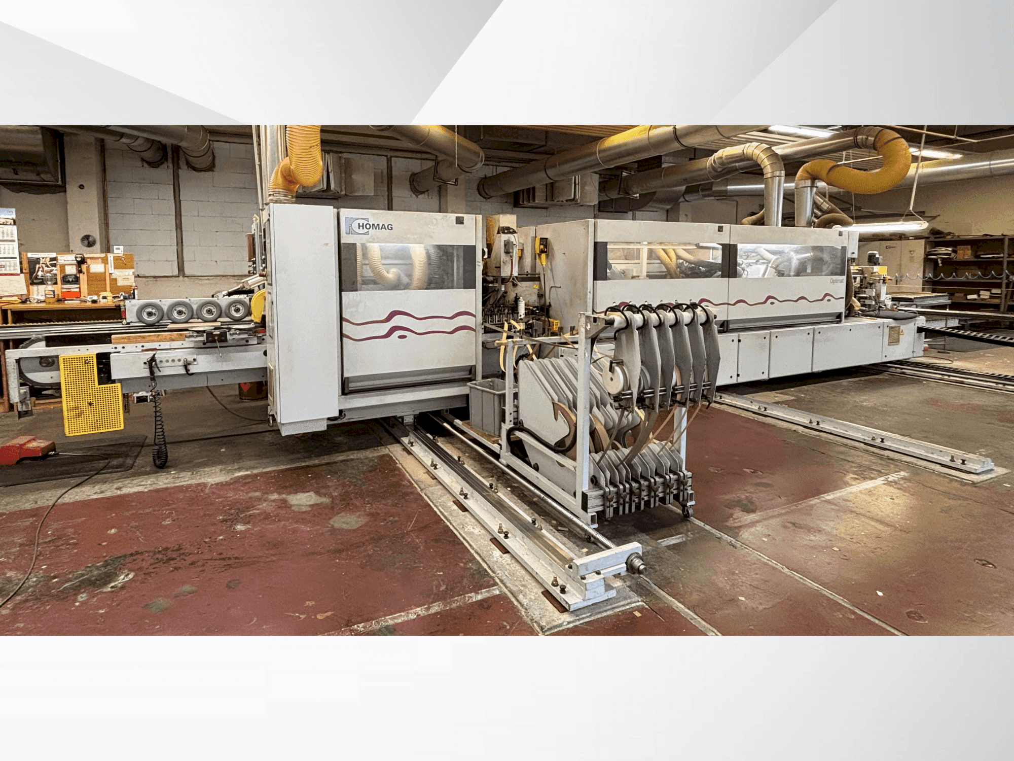 Vista frontale della macchina HOMAG Optimat KF 26/8/A3/25