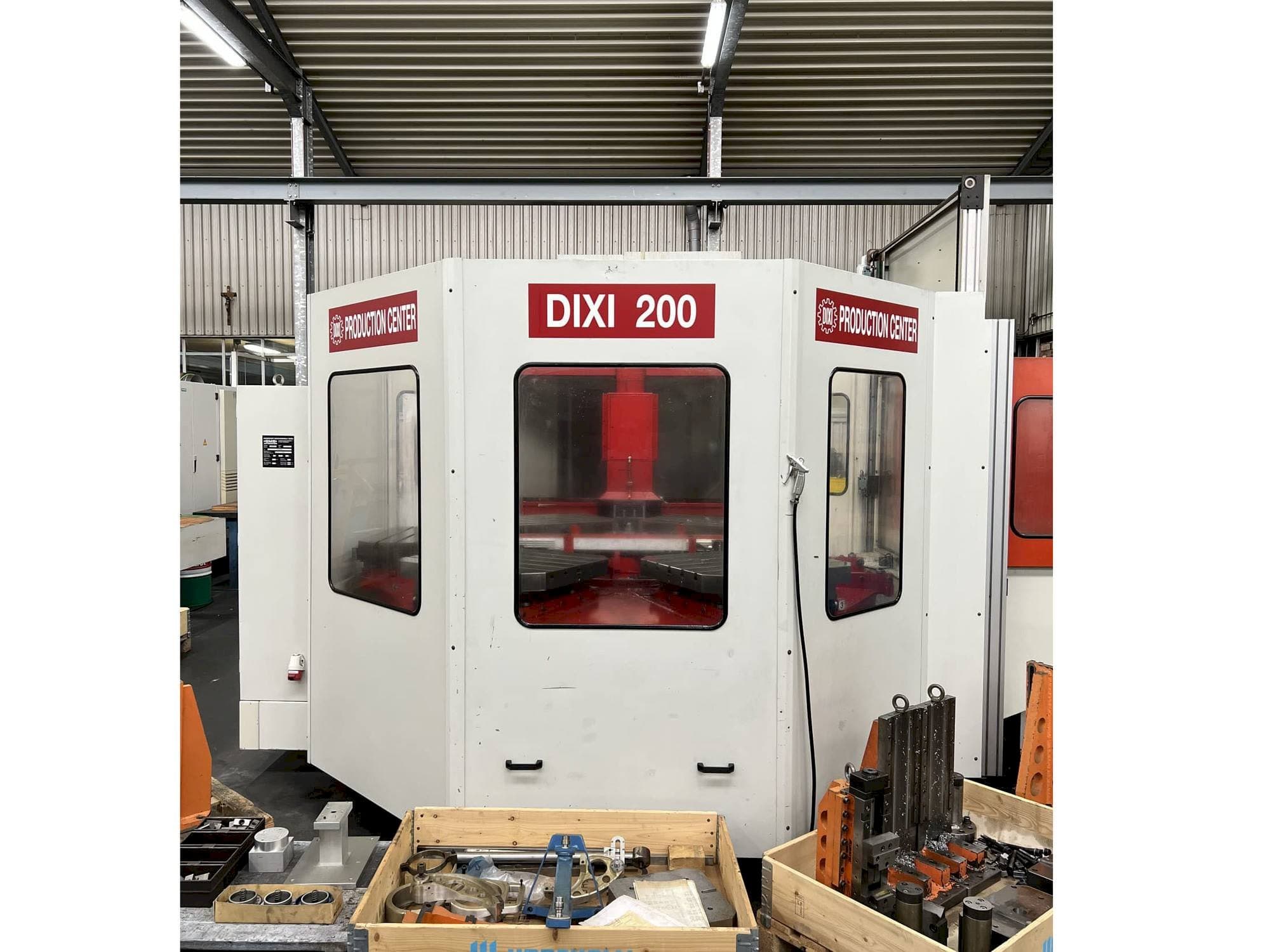 Vista frontale della macchina DIXI 200