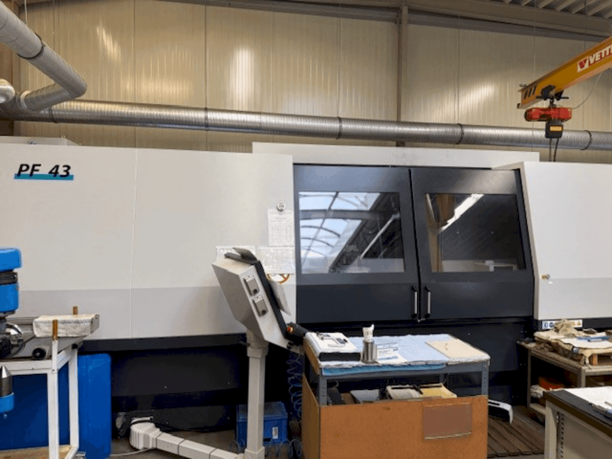 Vista frontale della macchina Schaudt  GSN PF43