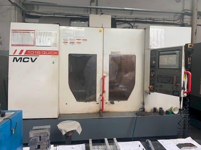 Vista frontale della macchina KOVOSVIT MAS MCV 1016 Quick