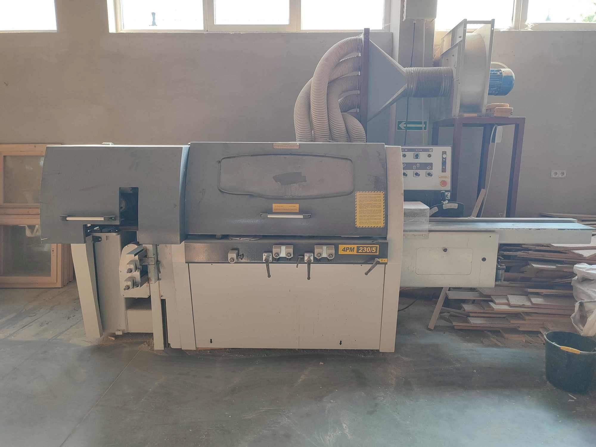 Vista frontale della macchina HASKOVO 4PM-230/5