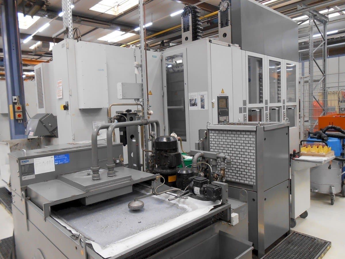 Vista frontale della macchina Heckert HEC 500 D XXL