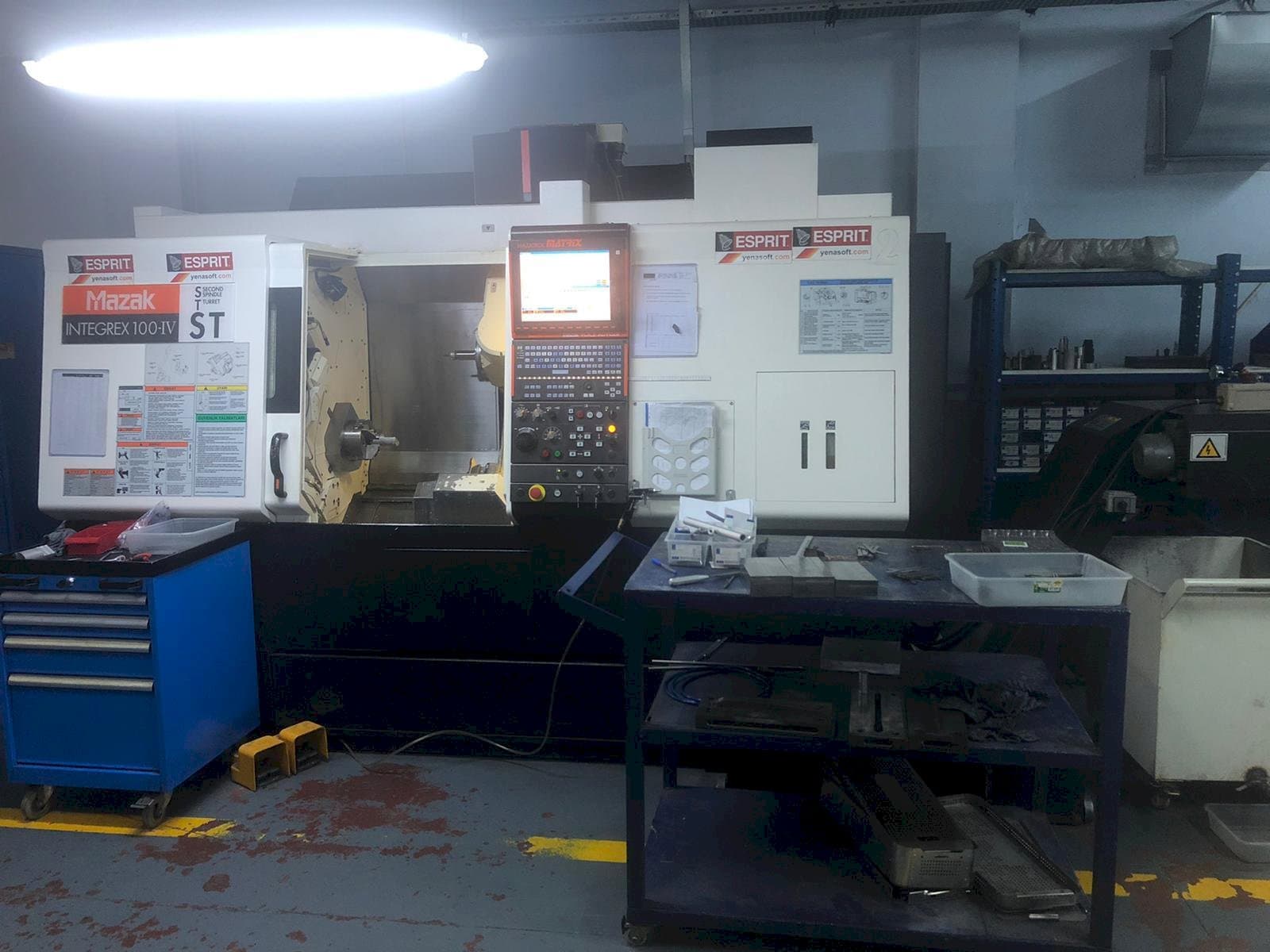 Vista frontale della macchina Mazak Mazak Integrex 100 ST
