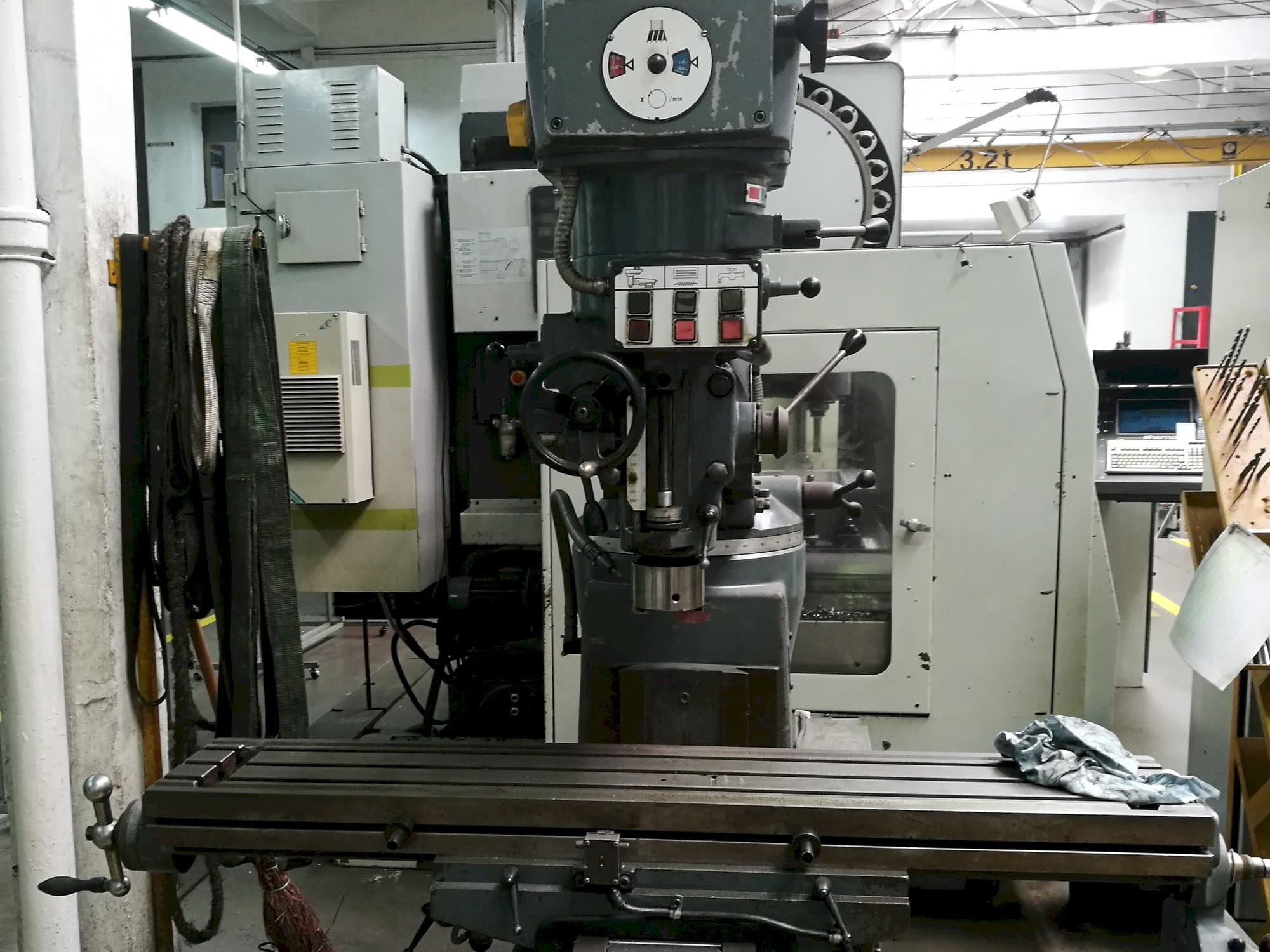 Vista frontale della macchina LAGUN FTV2