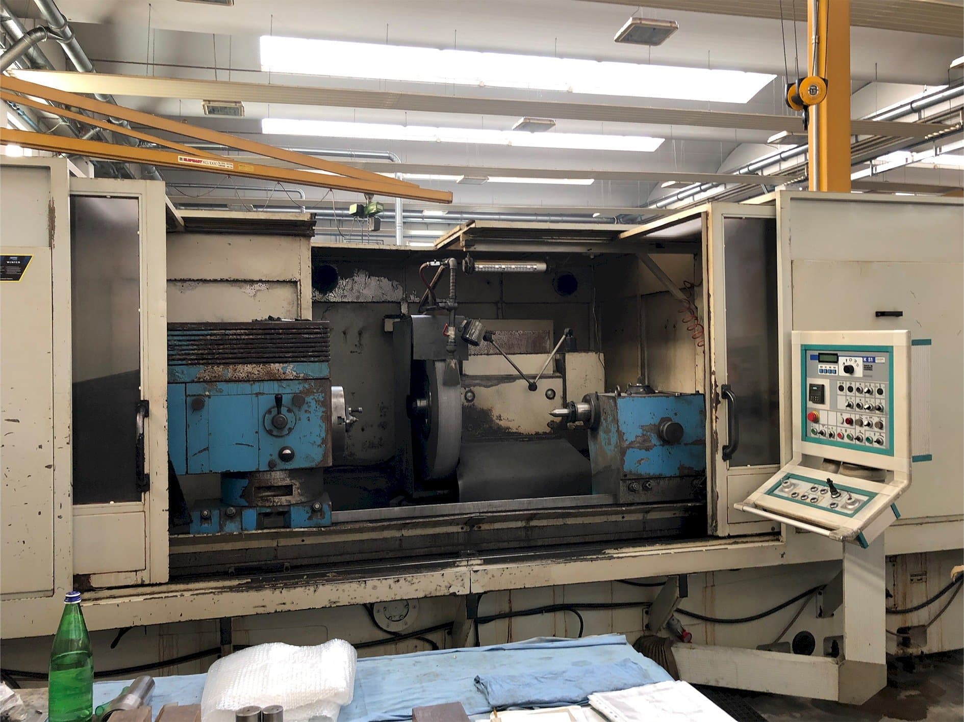 Vista frontale della macchina Cetos									 BUC 63 x 2000