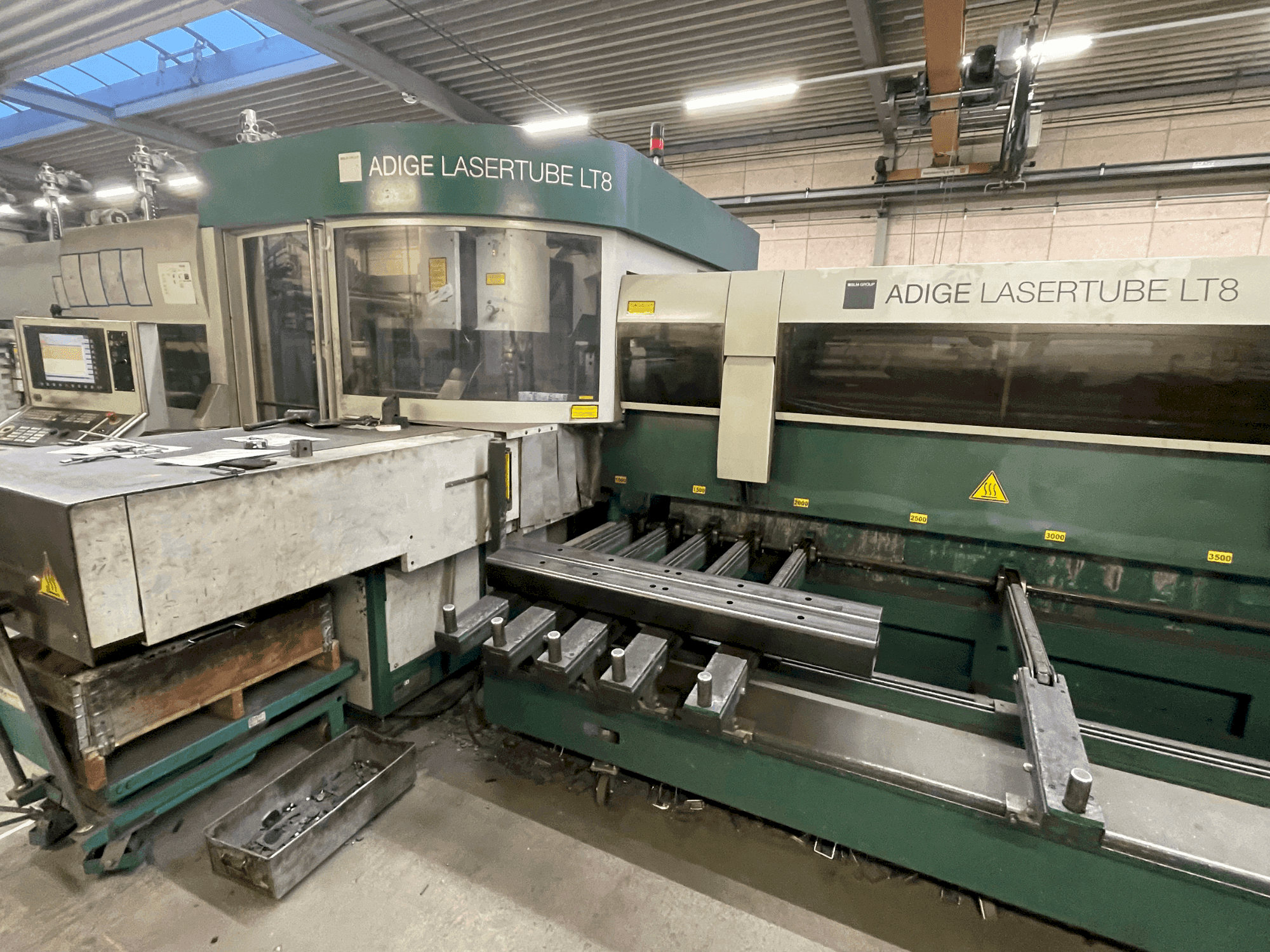 Vista frontale della macchina BLM Adige LT8