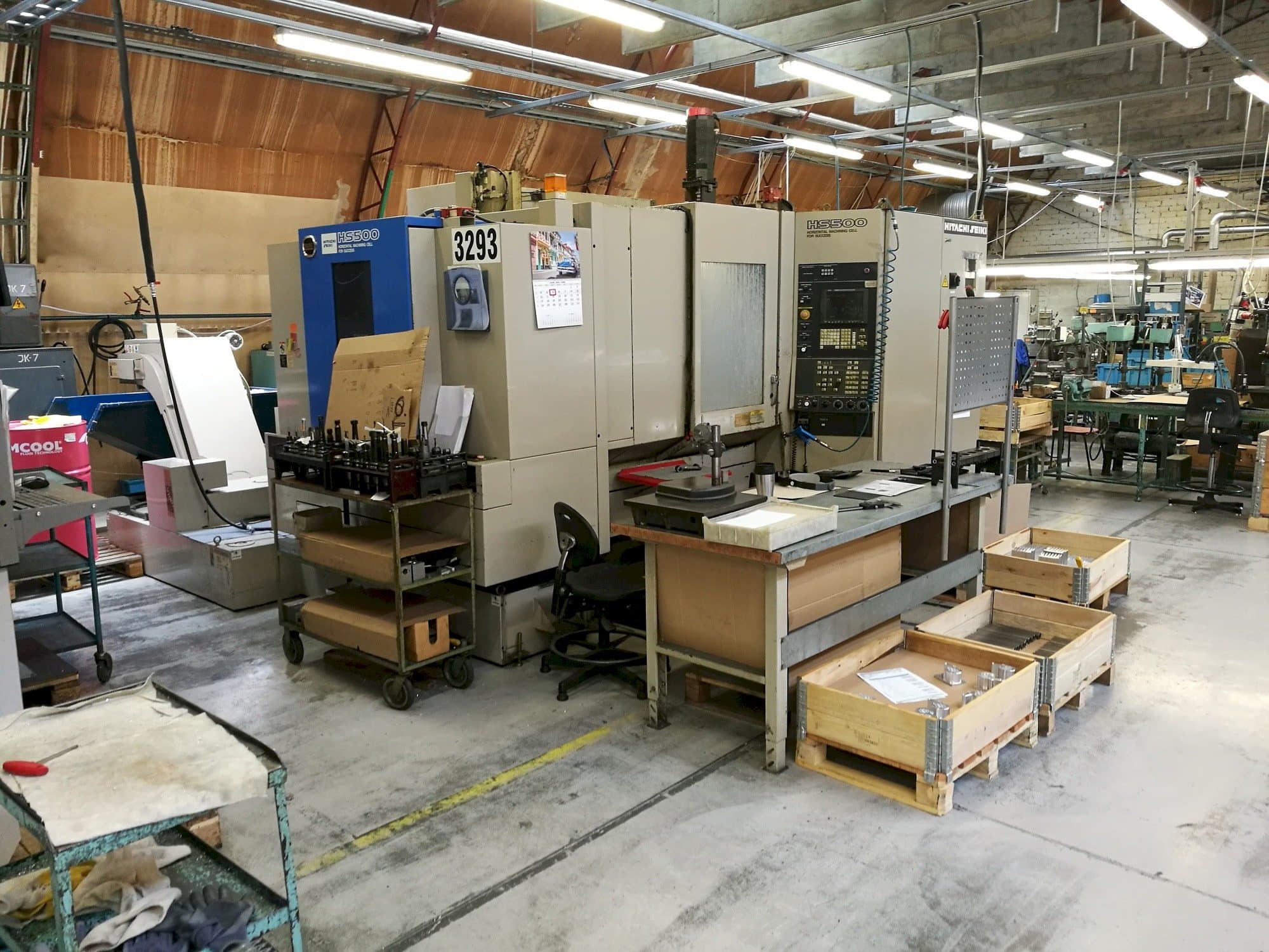 Vista frontale della macchina HITACHI SEIKI HS 500