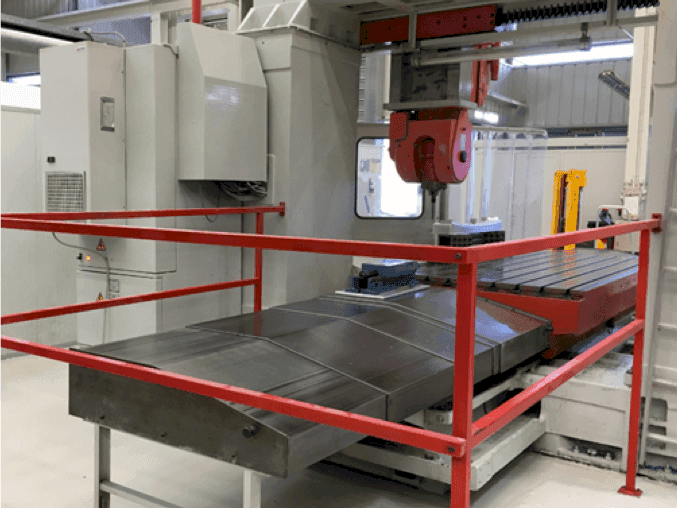 Vista frontale della macchina Zayer KP 3000 AR