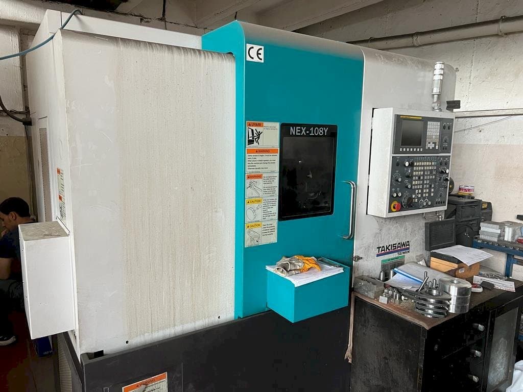 Vista frontale della macchina Takisawa NEX-108Y