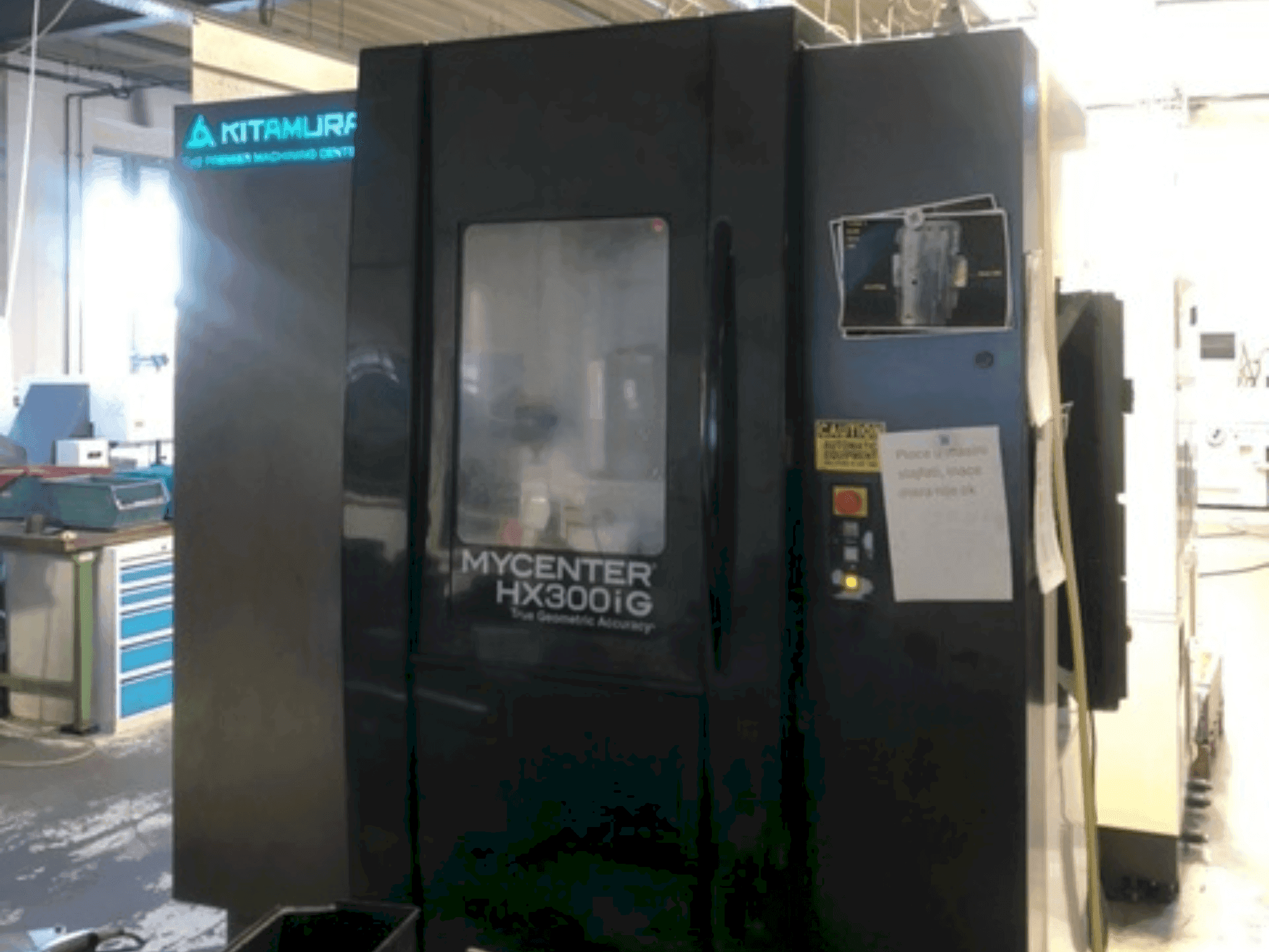 Vista frontale della macchina Kitamura HX300iG