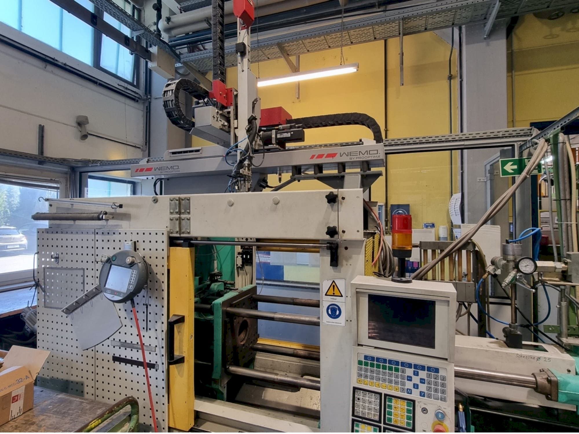 Vista frontale della macchina Arburg ALLROUNDER Centex 270 C 500 - 250