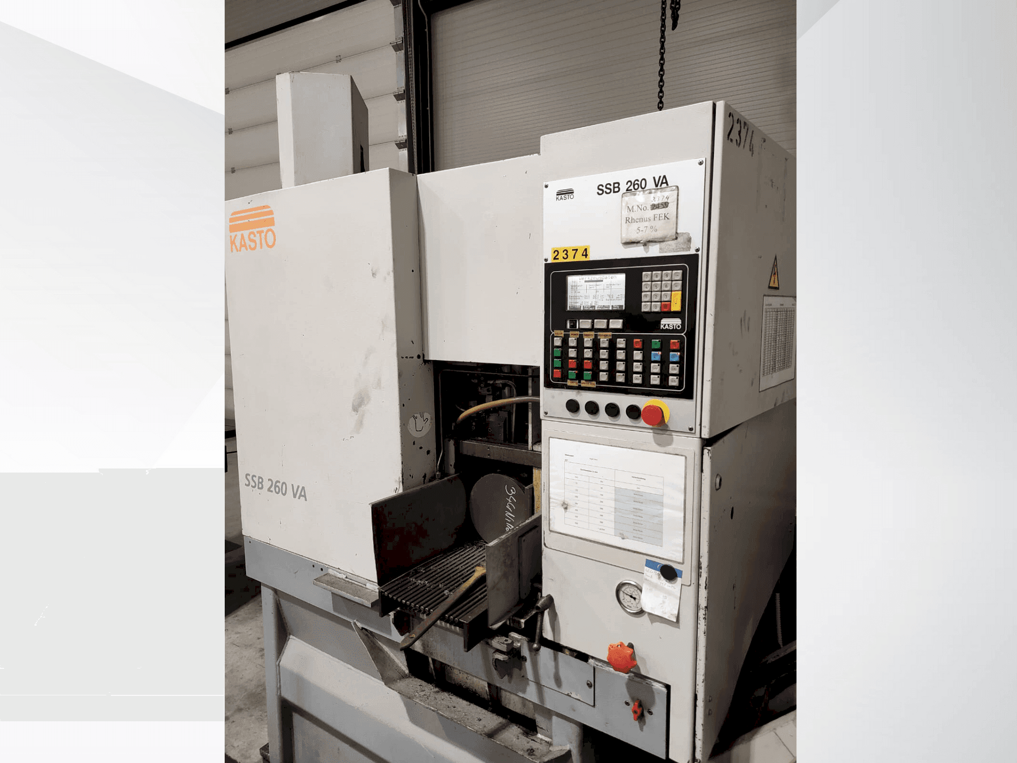 Vista frontale della macchina KASTO SSB 260 VA