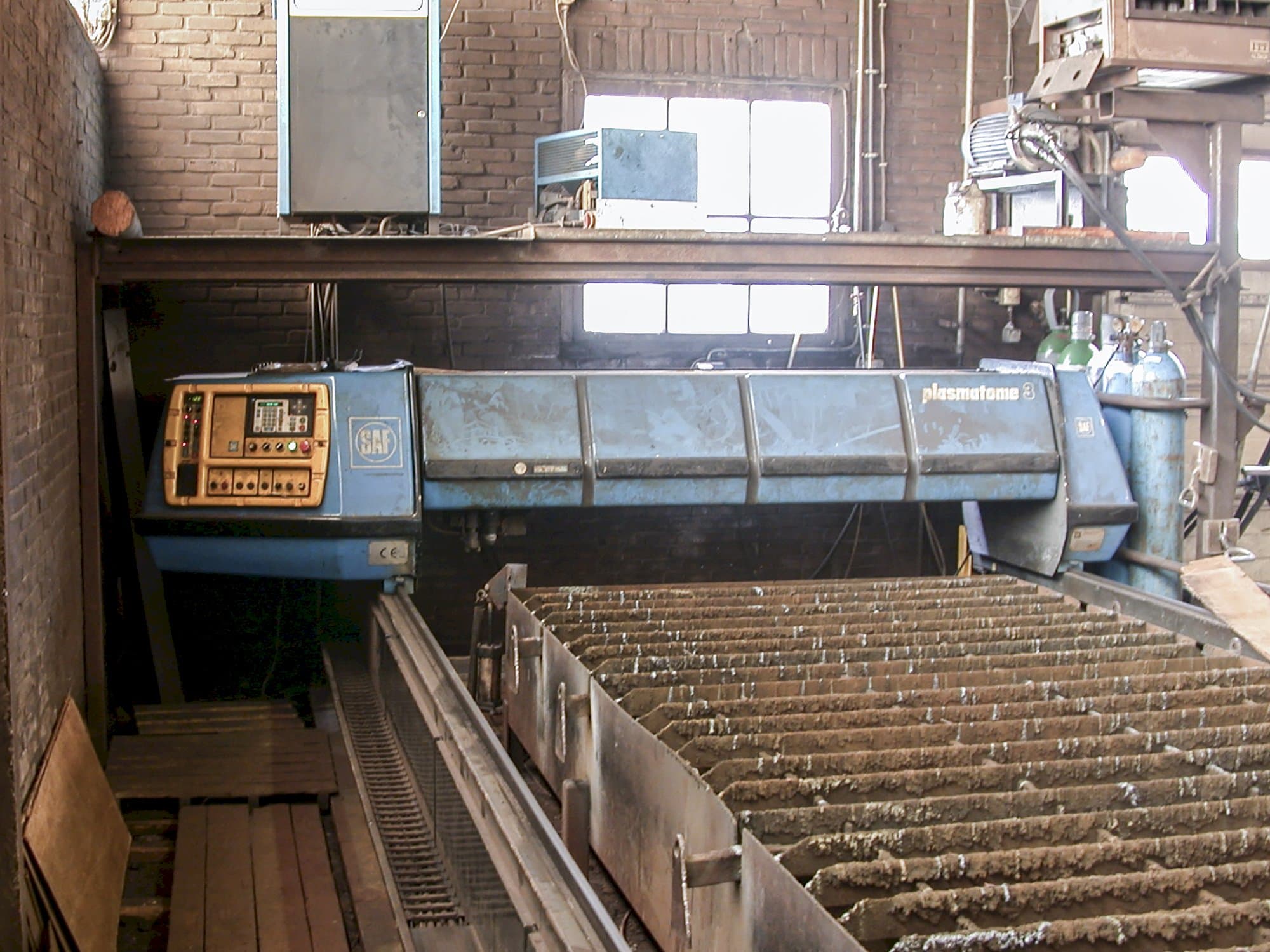 Vista frontale della macchina SAF PLASMATOME 3