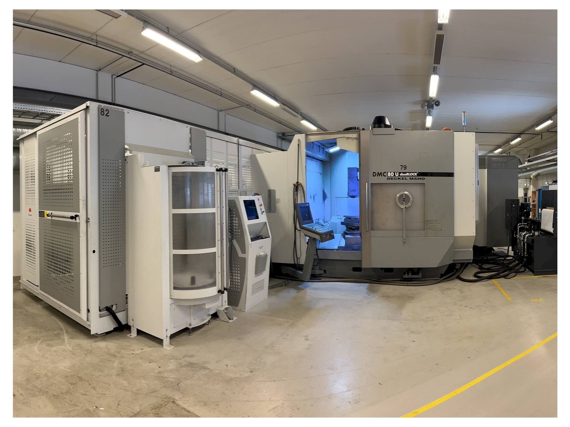 Vista frontale della macchina DMG DMC 80 U duoBLOCK