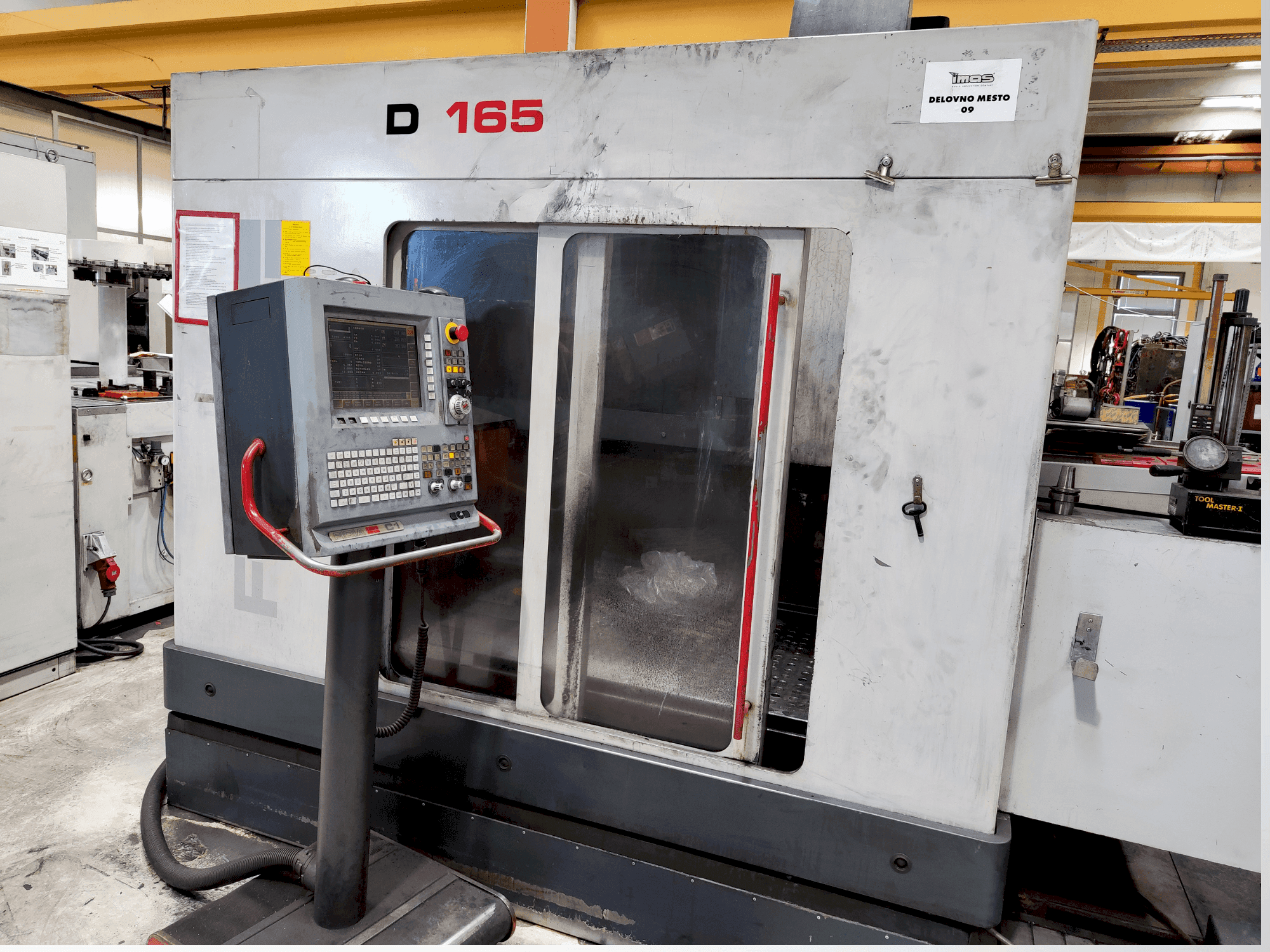 Vista frontale della macchina Fidia D165 3A