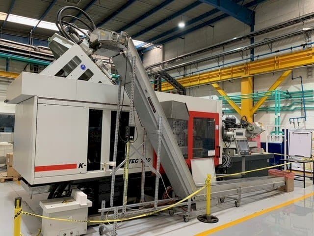 Vista frontale della macchina Ferromatik K-TEC 200-1000/2F