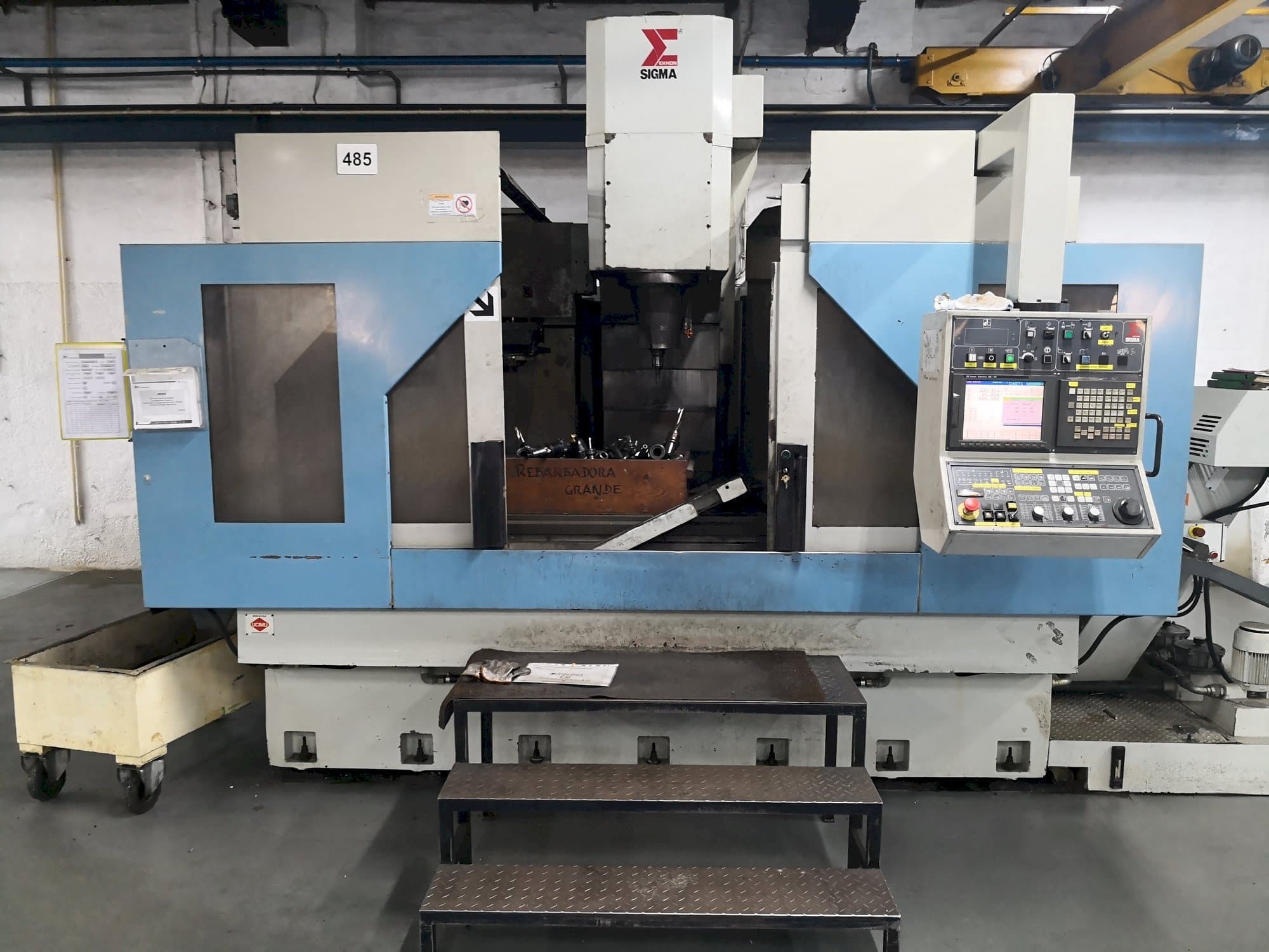 Vista frontale della macchina Sigma Zenit 6