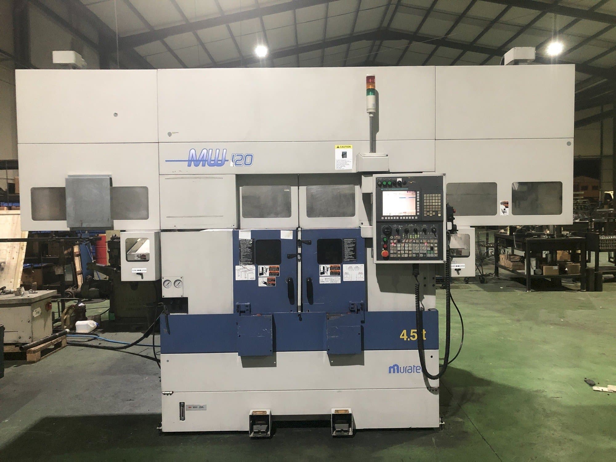 Vista frontale della macchina Muratec MW 120 GT