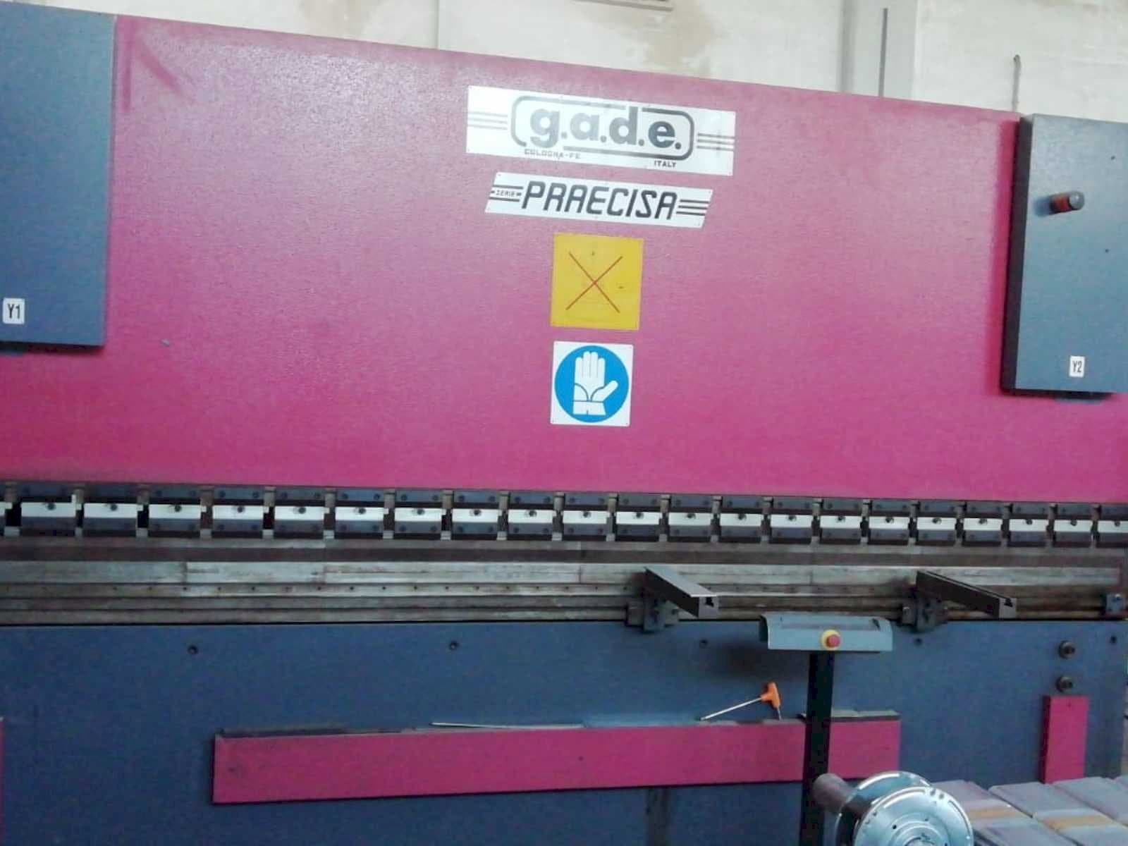 Vista frontale della macchina Gade PS-C 4120