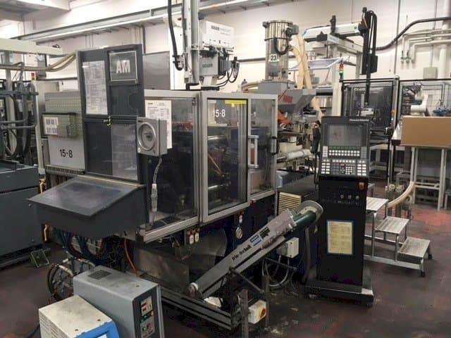 Vista frontale della macchina Krauss Maffei 40-135 C2