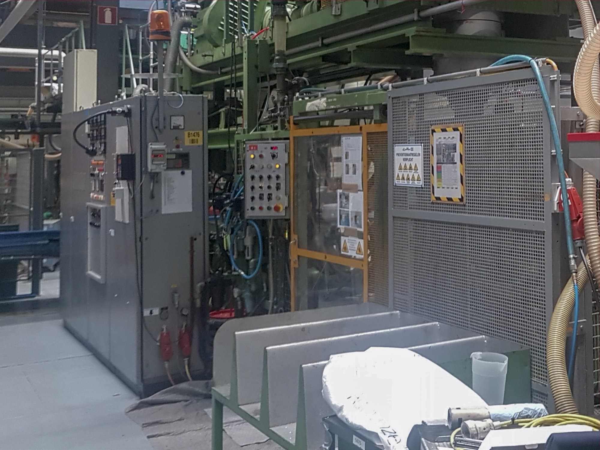 Vista lato destro 1 della macchina BEKUM BA 20 M / S 901