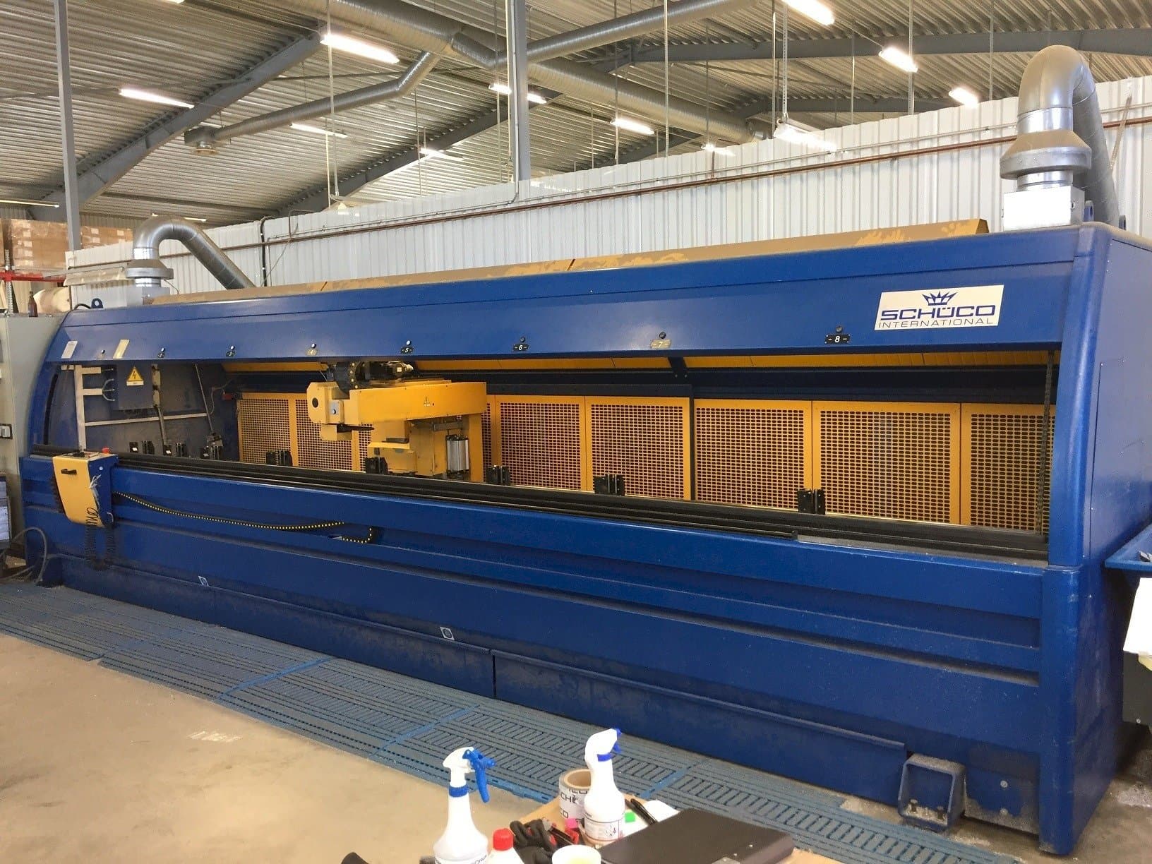 Vista frontale della macchina Emmegi Comet