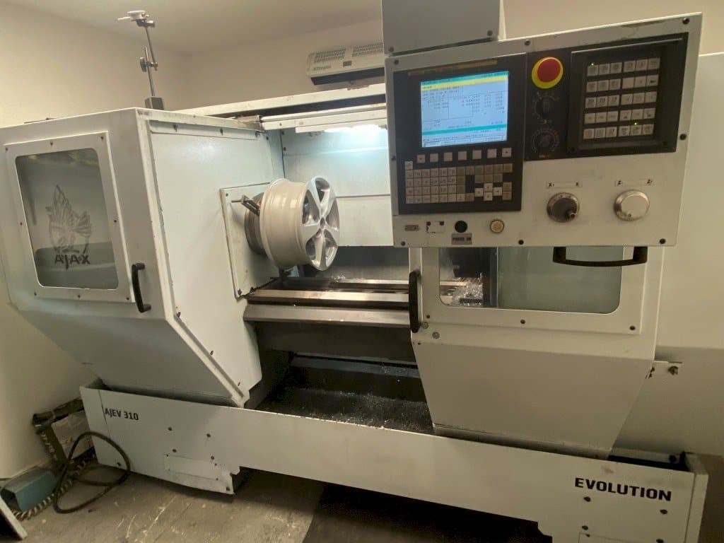 Vista frontale della macchina AJAX EVOLUTION AJEV 310