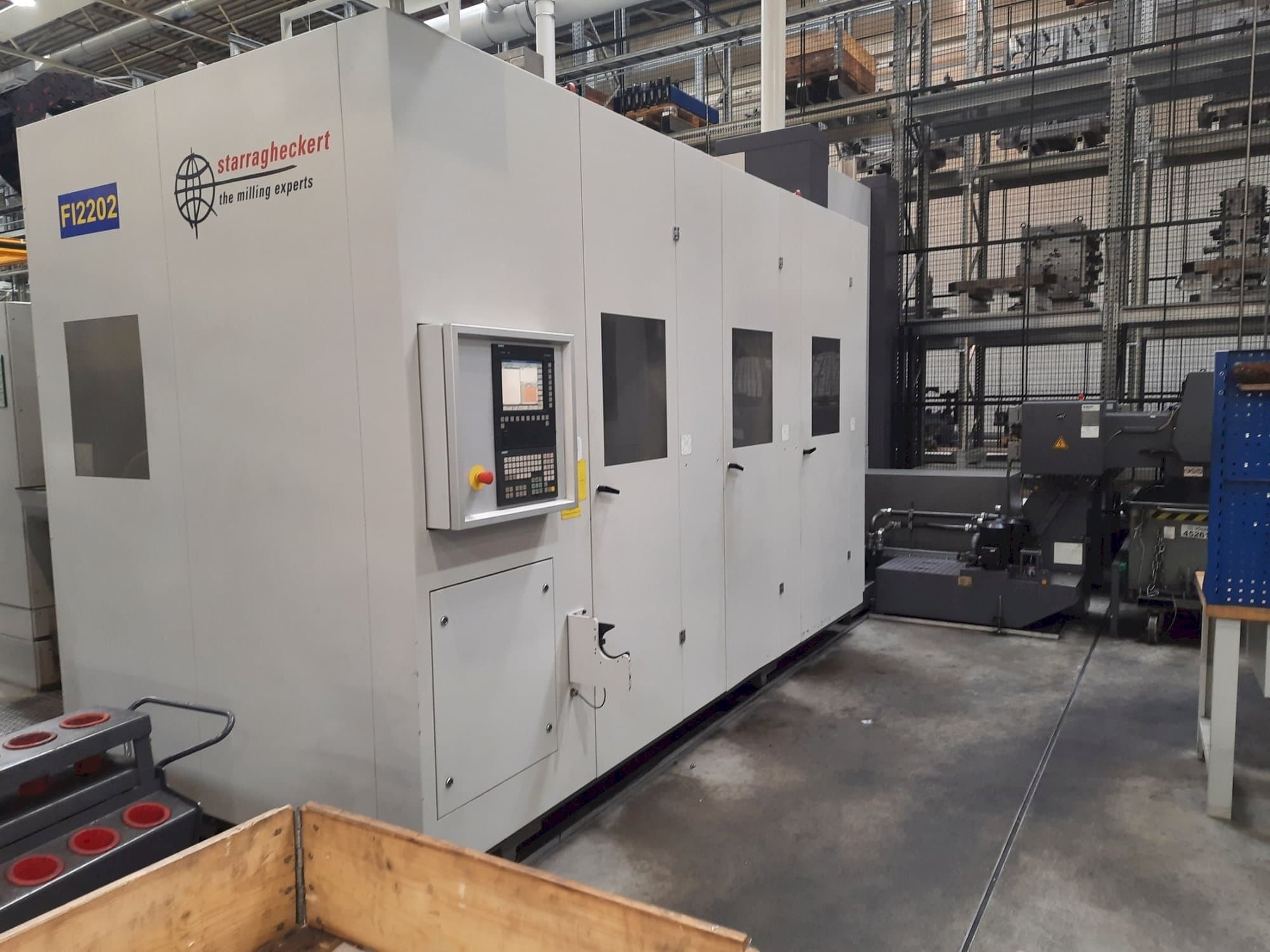 Vista frontale della macchina Heckert HEC 1000