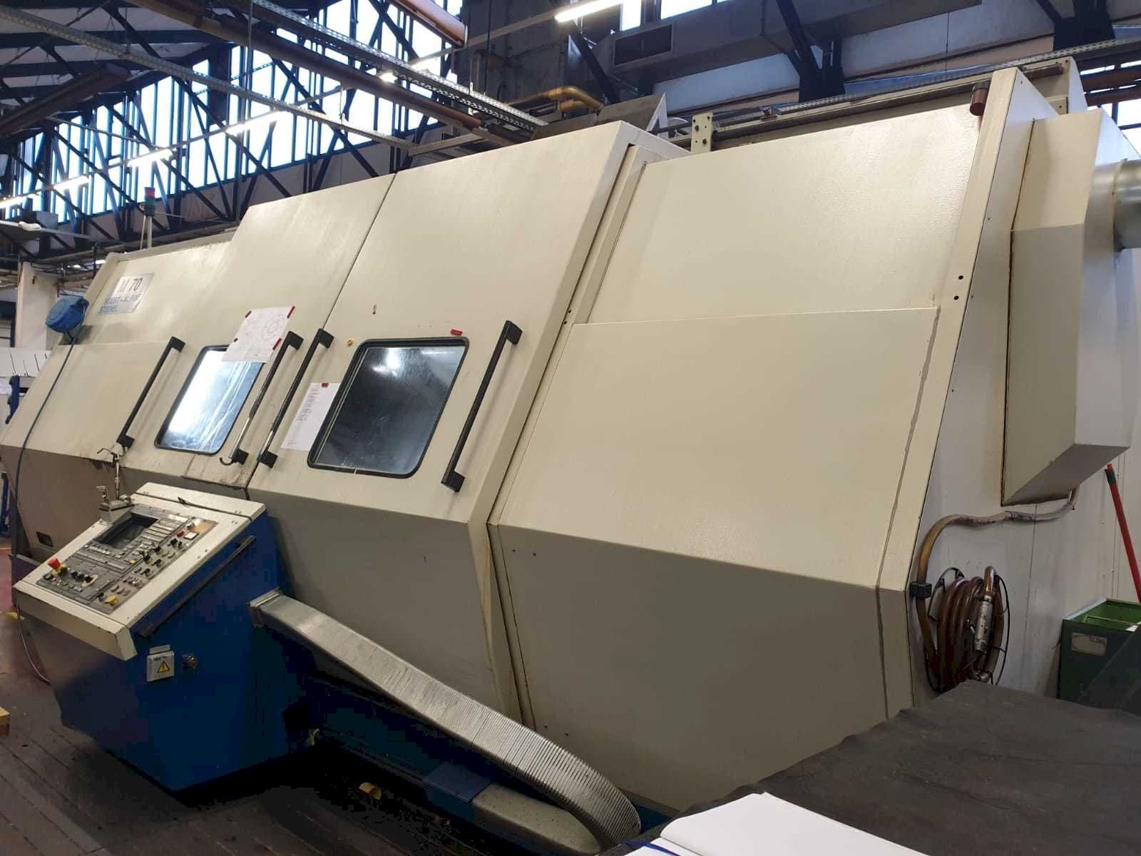 Vista frontale della macchina WFL  M70