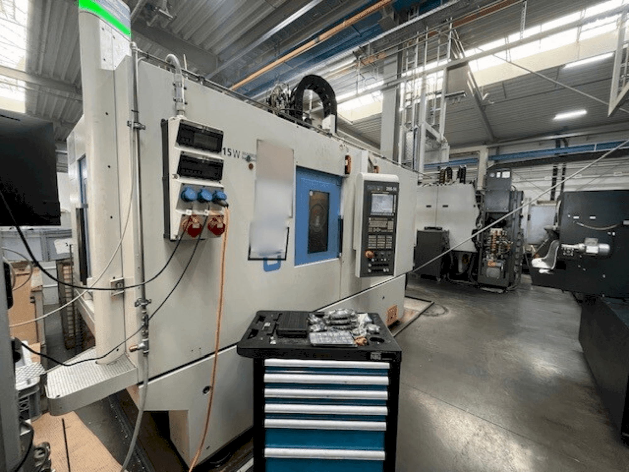 Vista frontale della macchina CHIRON FZ 15 W Magnum HS