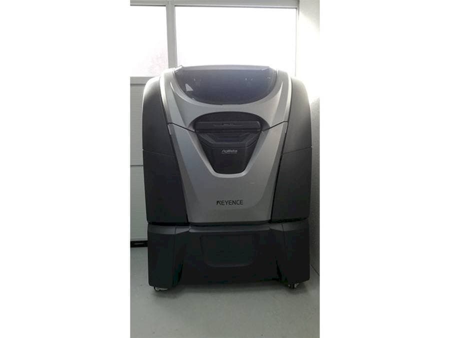 Vista frontale della macchina KEYENCE Agilista-3200W