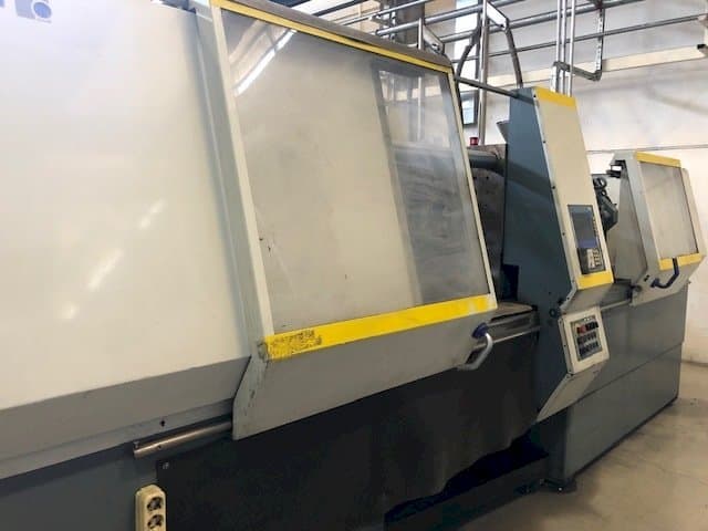 Vista frontale della macchina Battenfeld BA 1300/630 CDC