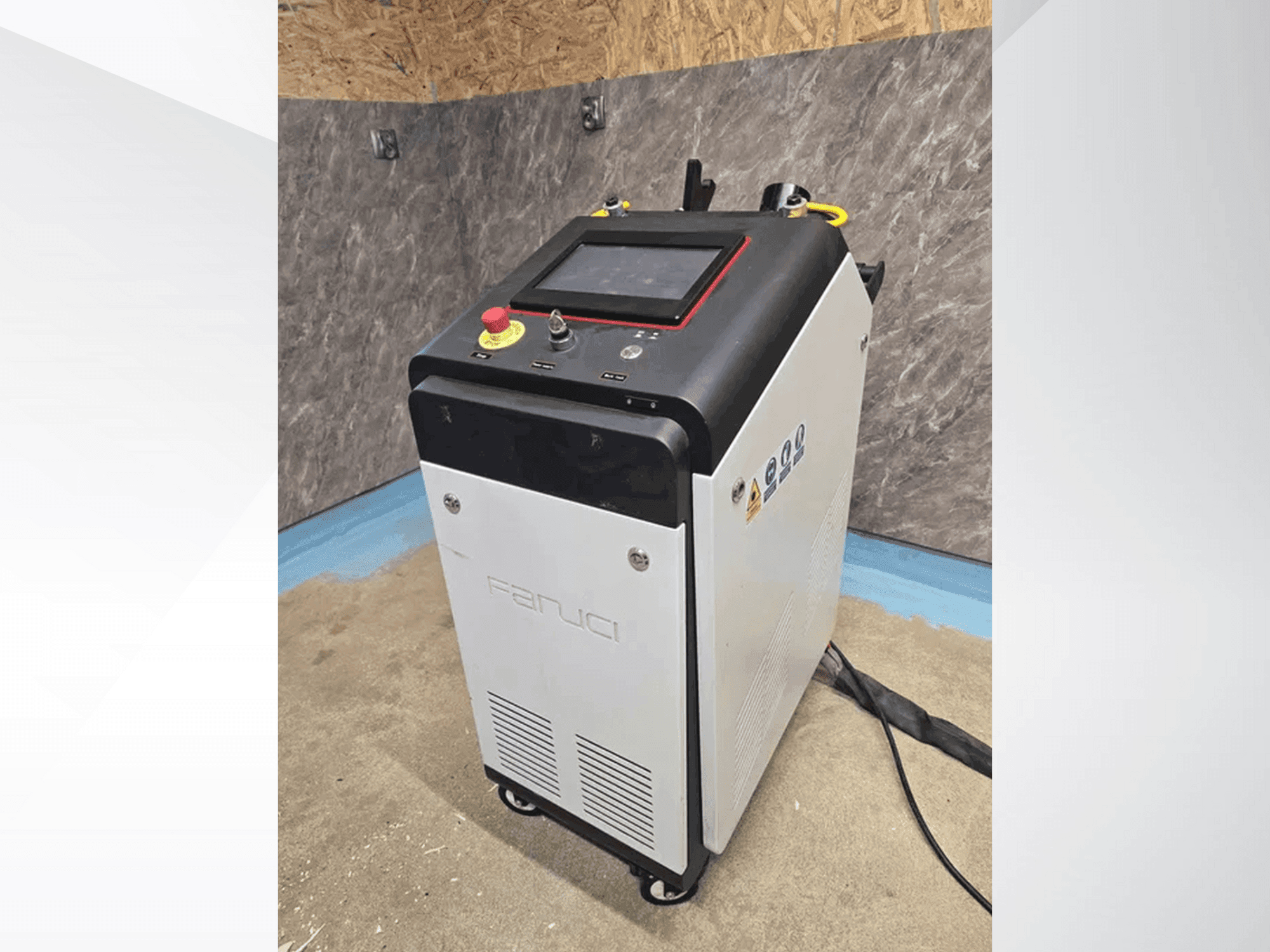 Vista frontale della macchina FANUCI FANUCI 3.0GenX