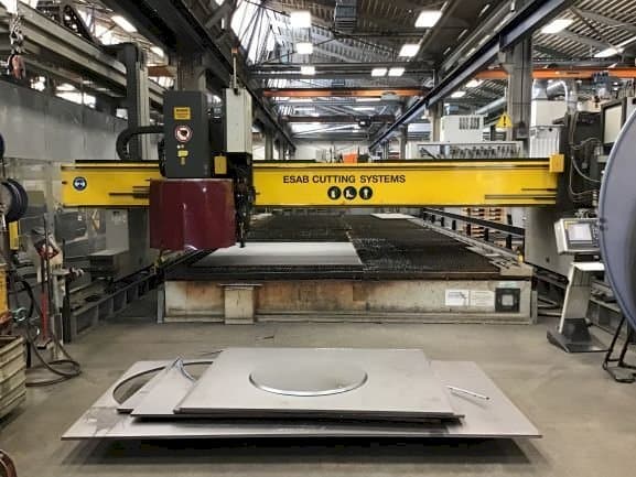 Vista frontale della macchina ESAB NXB 6500