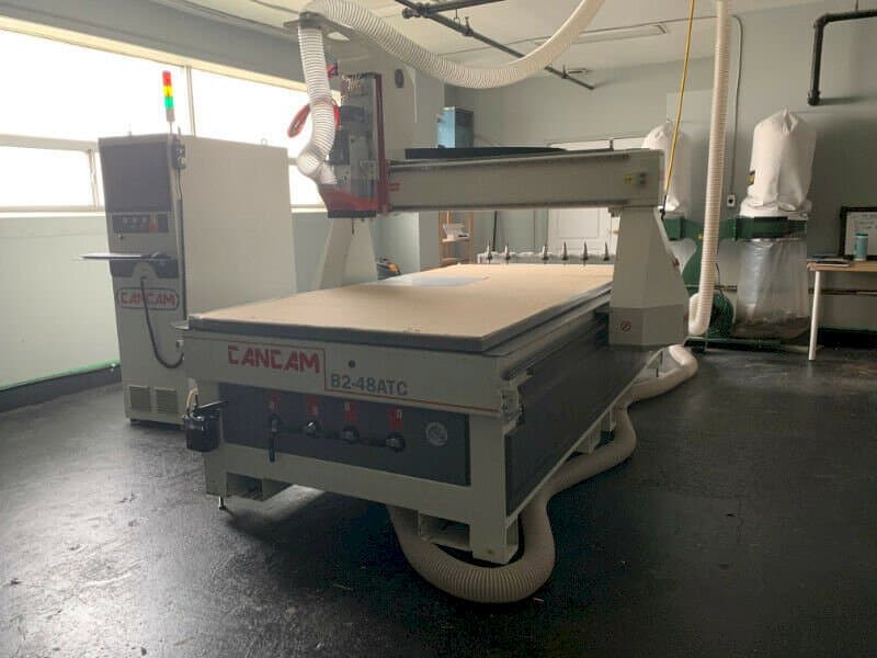 Vista frontale della macchina CanCam B2-48 ATC