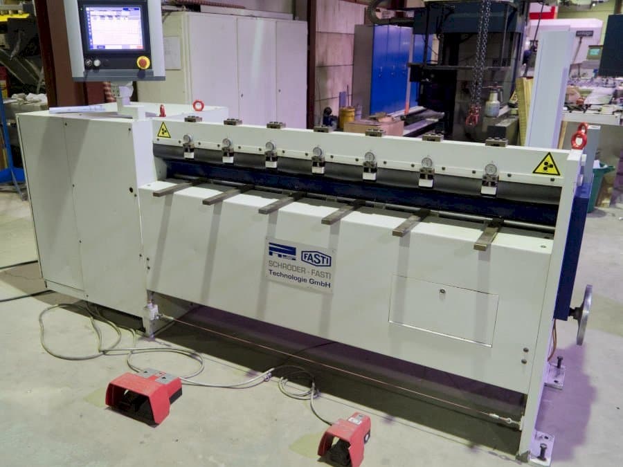 Vista frontale della macchina SCHRODER Fasti 145-18/075