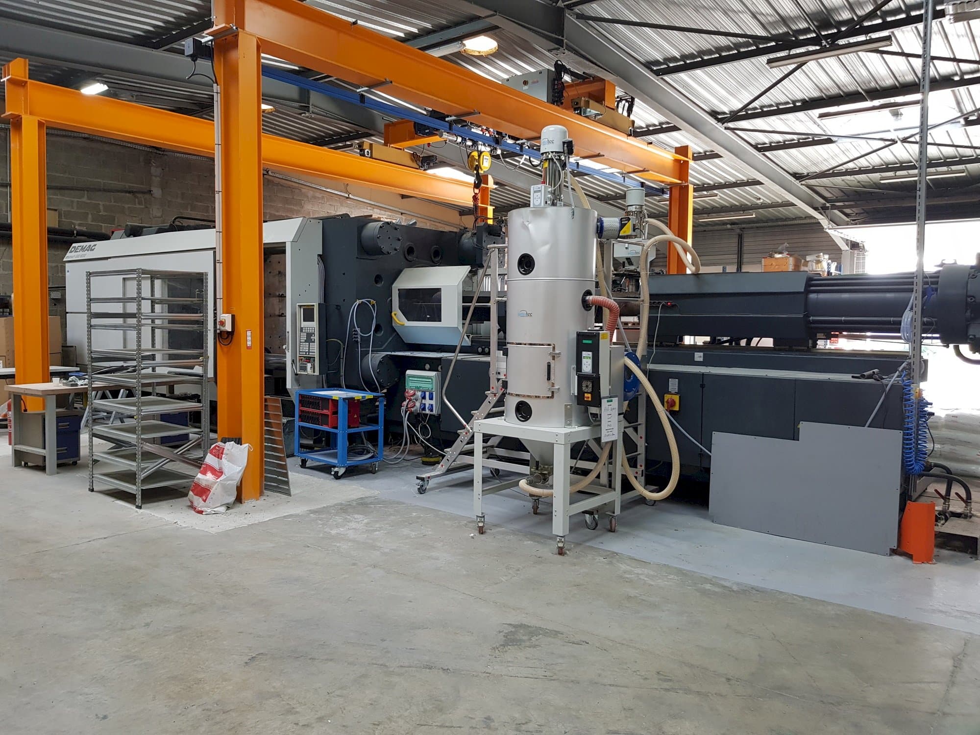 Vista frontale della macchina DEMAG ERGOTECH 1300-8000